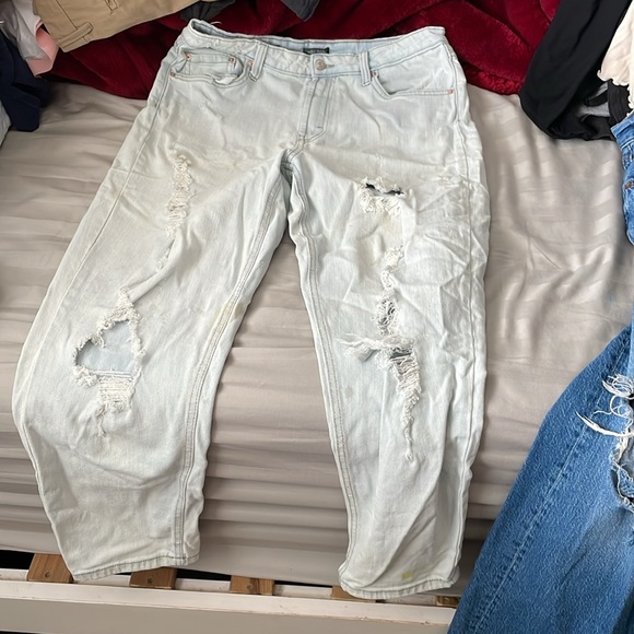 Selling 7 different jeans, DO NOT WANT ANYMORE - Picture 2 of 15